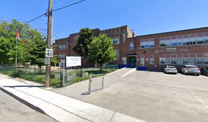 Lef - Fairbank Memorial Day Care Centre, Toronto