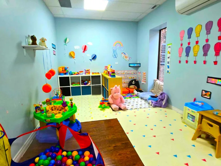 First Steps Learning And Child Care Centre - Licensed Daycare in Burlington, ON