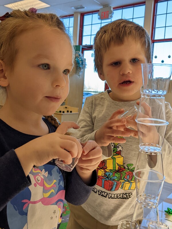 Little Lightbulbs Learning Centre Ltd. - Licensed Daycare in Spruce Grove, AB