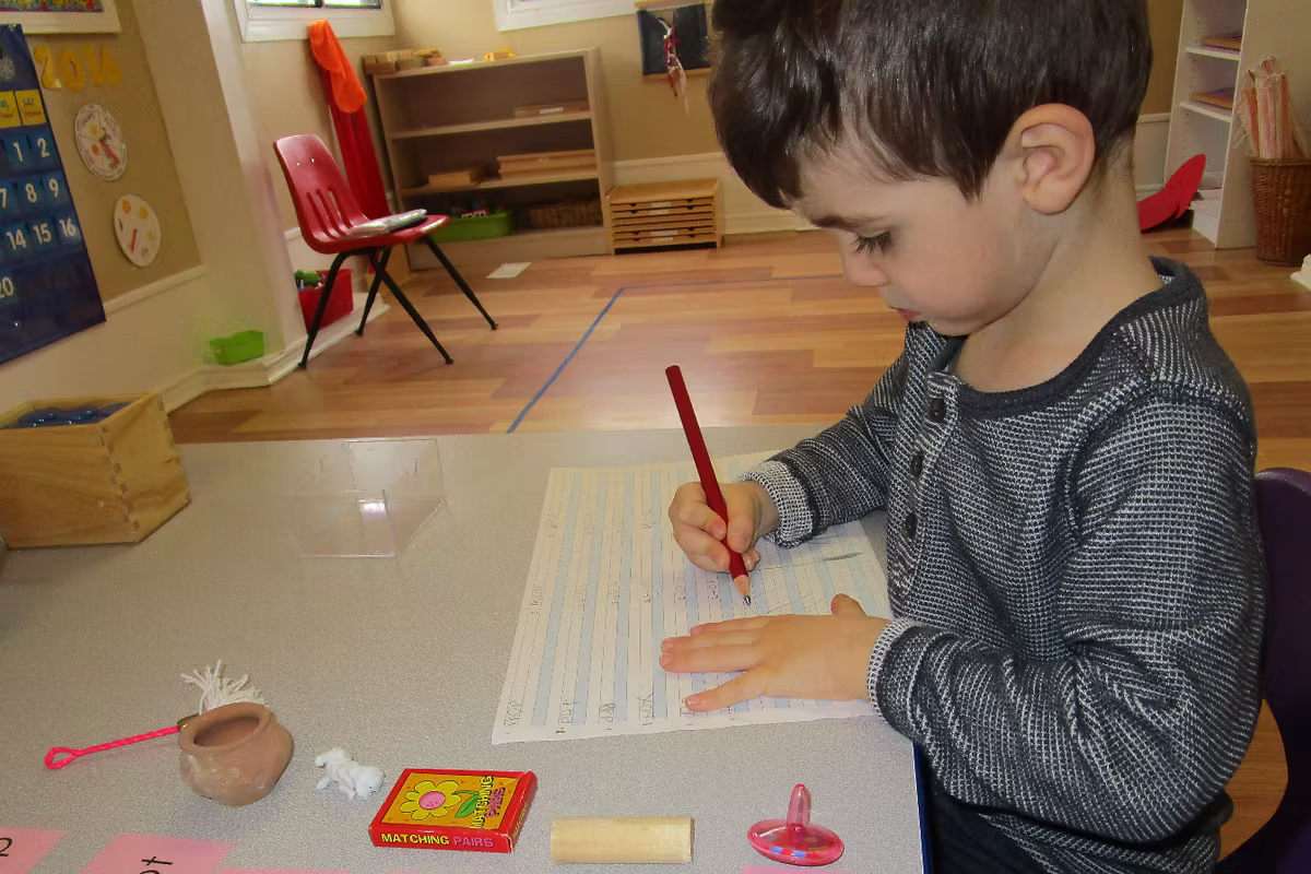 Apples & Angels Montessori School & Daycare - Licensed Daycare in Georgetown, ON