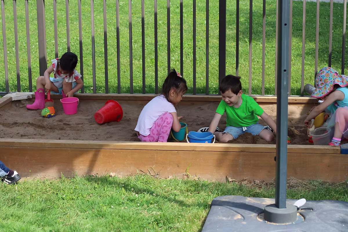 Ste-Cecile Child Enrichment Centre - Licensed Daycare in Windsor, ON