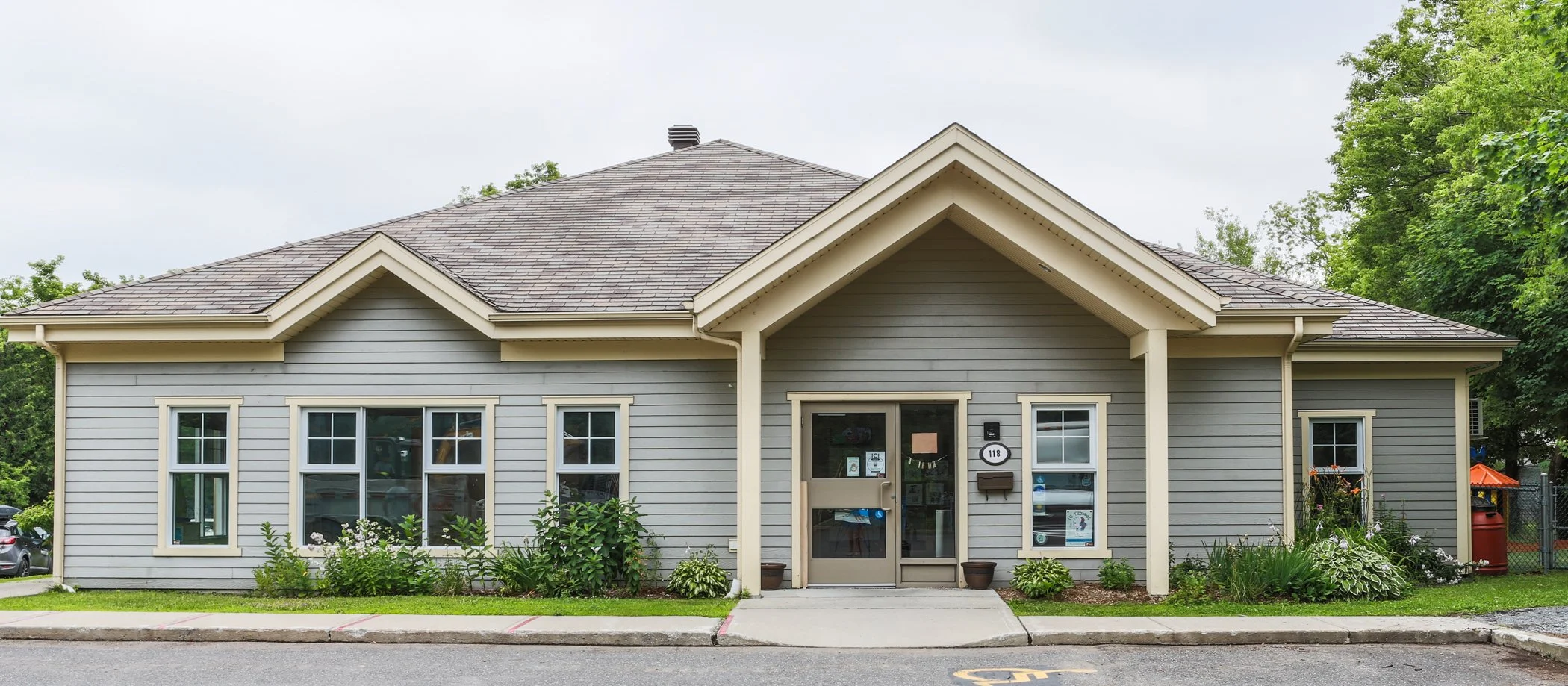 Centre de la Petite Enfance les Tisserands - Licensed Daycare in Cowansville, QC