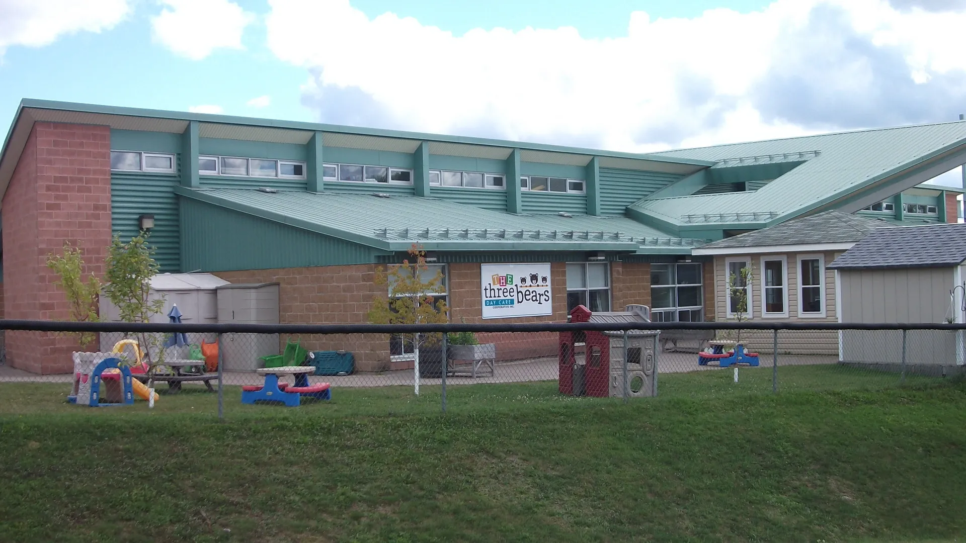 The Three Bears Day Care, licensed daycare in Hornepayne, ON