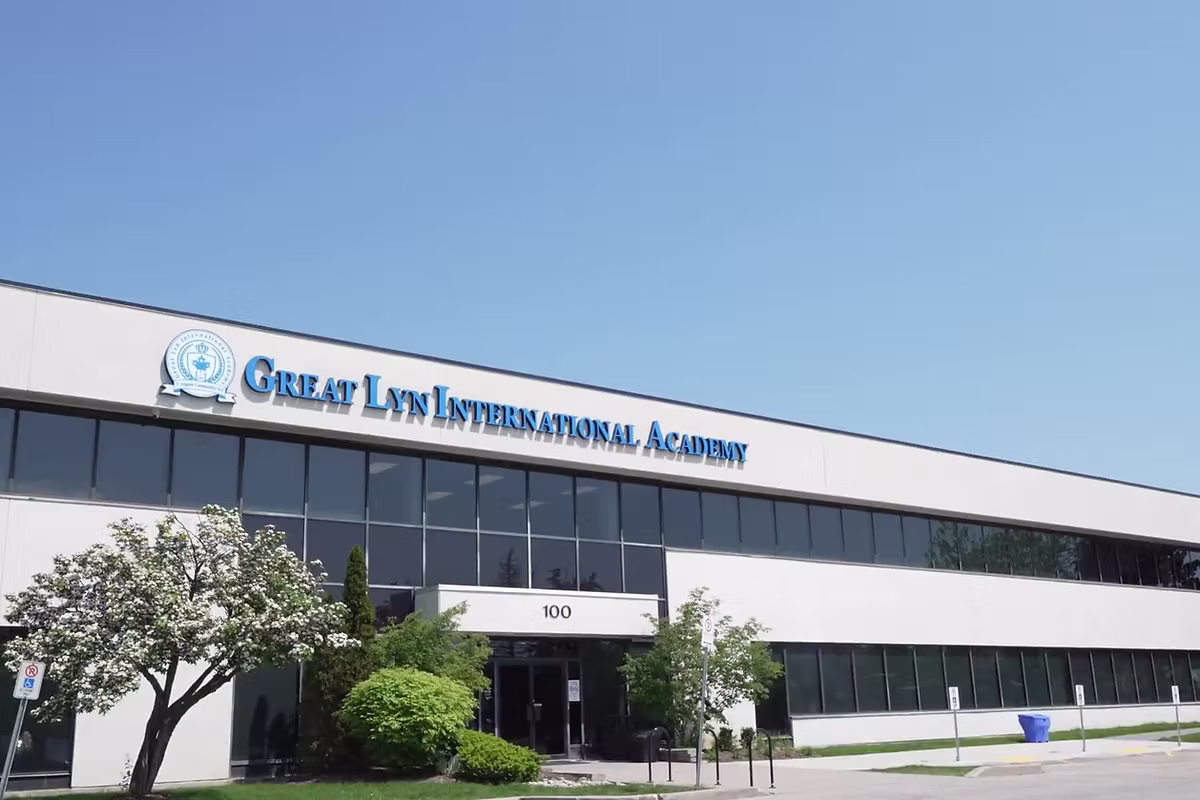 Great Lyn International Academy