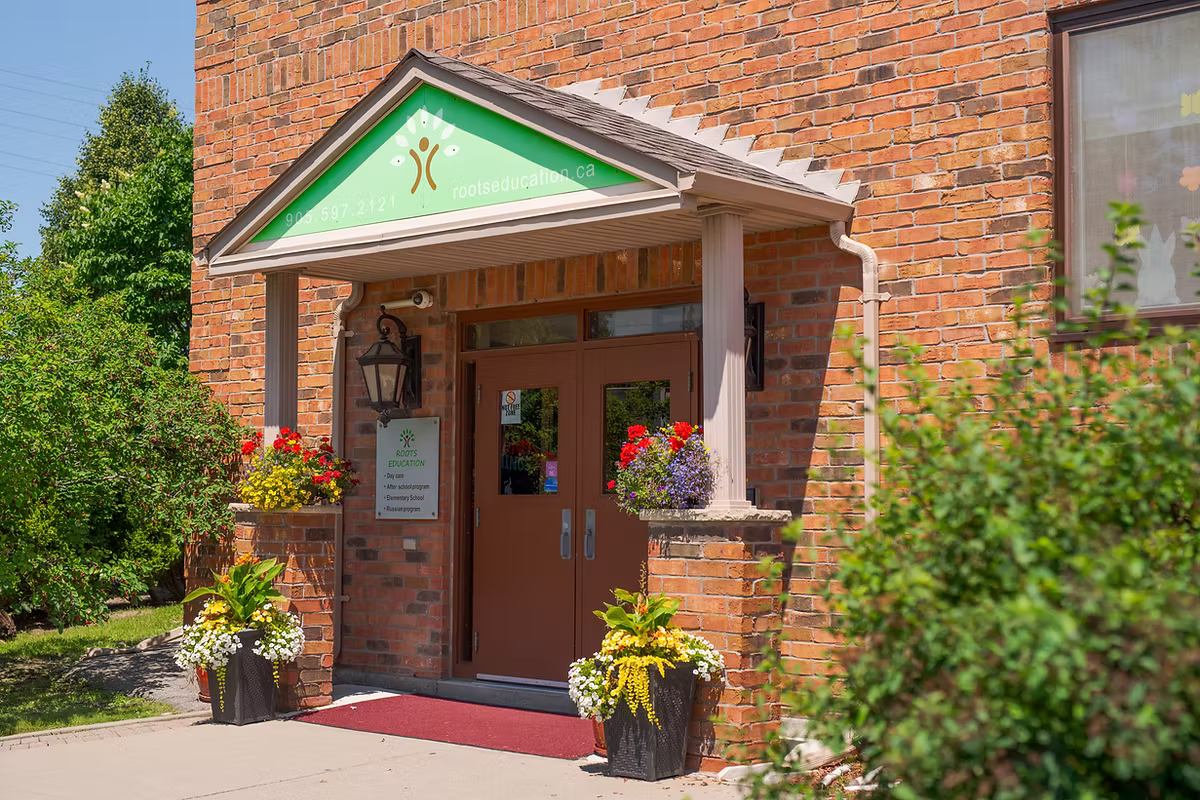 Roots Day Care, Maple