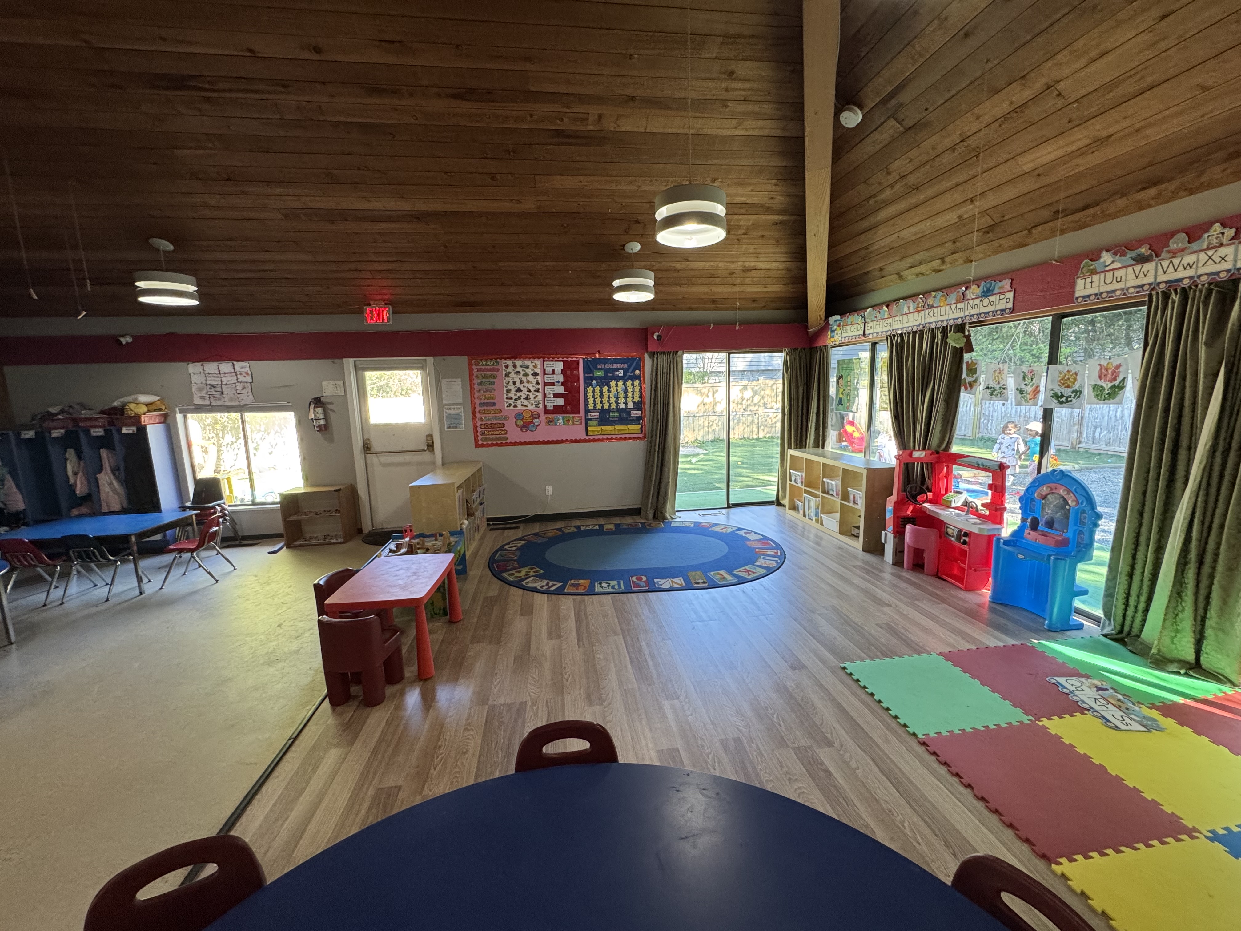 Mom's Pride Childcare Centre, Burnaby