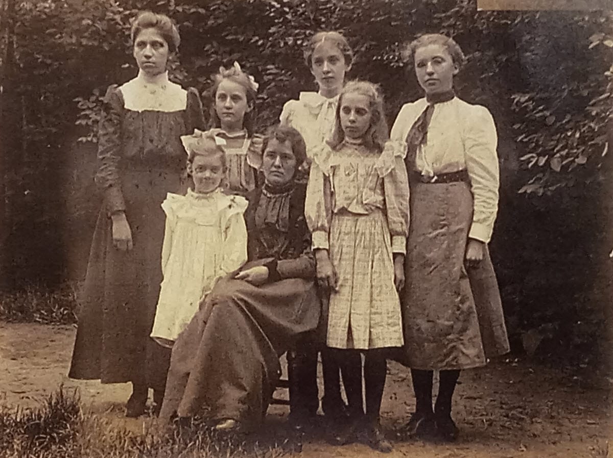 Olivet School