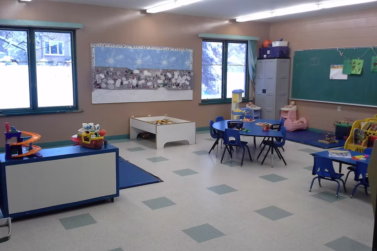 Stepping Stones Children'S Learning Centre - Licensed Daycare in Brockville, ON