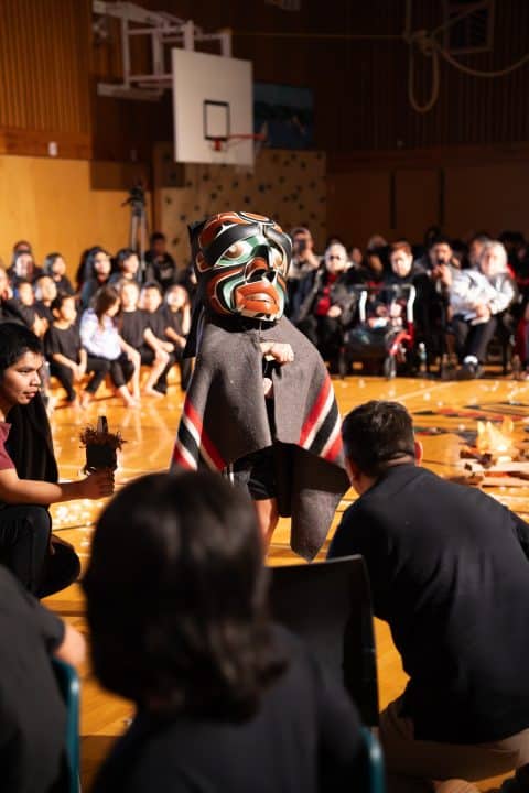 Gwa'sala-'Nakwaxda'xw School