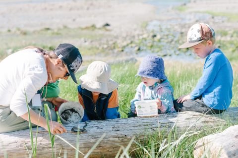 Hand-In-Hand Nature Education