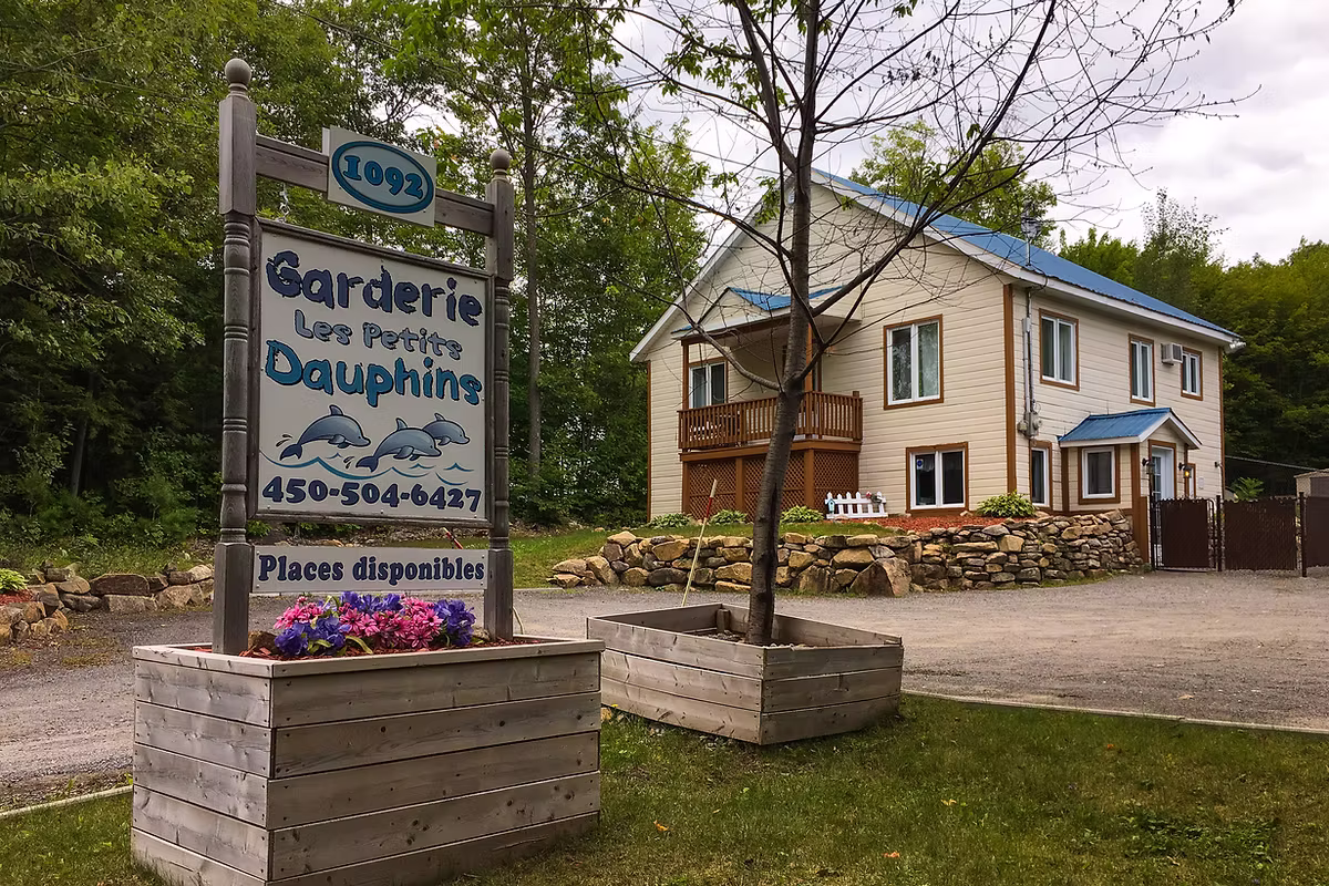 Garderie les Petits Dauphins - Licensed Daycare in Sainte-Sophie, QC
